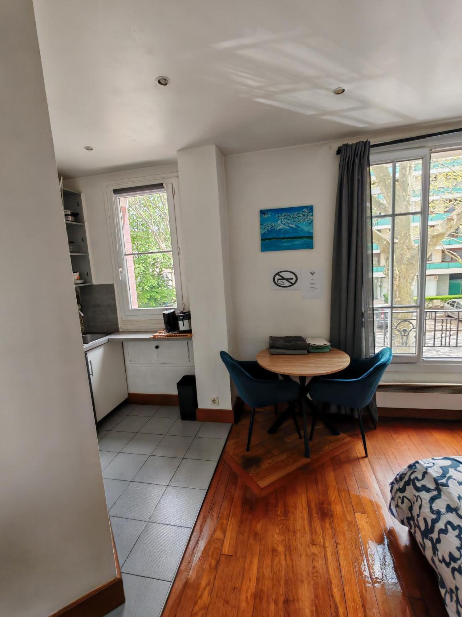 Studio Proche Paris 샤빌 외부 사진